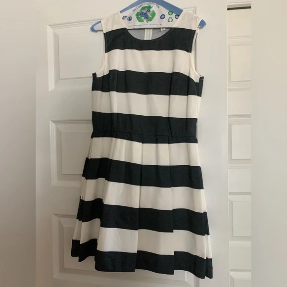 GAP | Dresses | Black And White Striped Gap Dress Size 2 | Poshmark